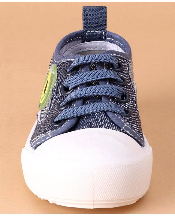 Cute Walk by Babyhug Casual Shoes Carrot Applique - Blue