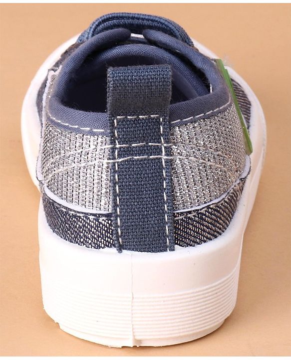 Cute Walk by Babyhug Casual Shoes Carrot Applique - Blue