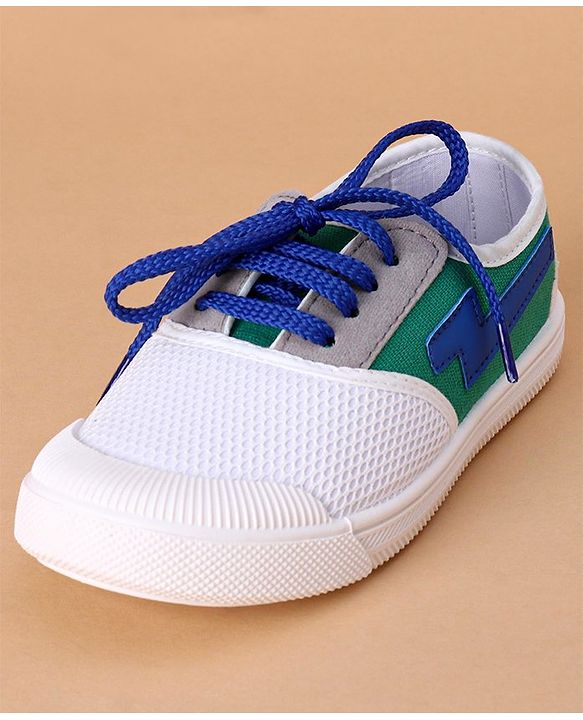 Cute Walk by Babyhug Casual Shoes - White