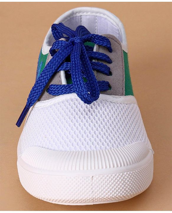 Cute Walk by Babyhug Casual Shoes - White