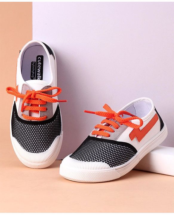 Cute Walk by Babyhug Casual Shoes - White
