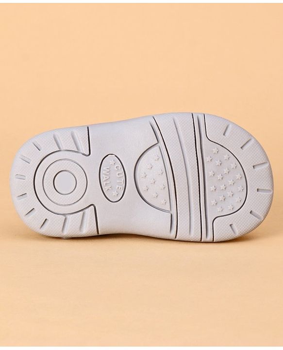 Cute Walk by Babyhug Sandals Captain America Applique - Grey
