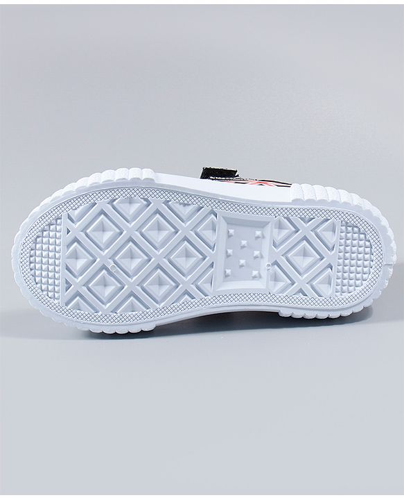 Cute Walk by Babyhug Casual Shoes - Black