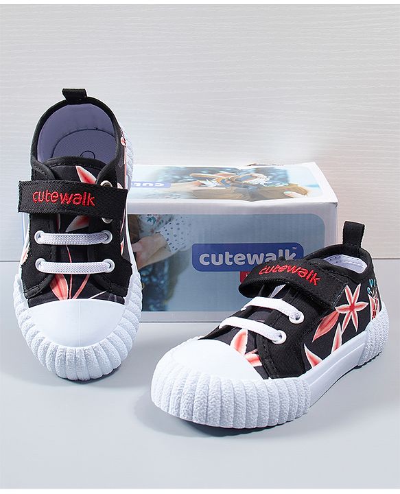 Cute Walk by Babyhug Casual Shoes - Black