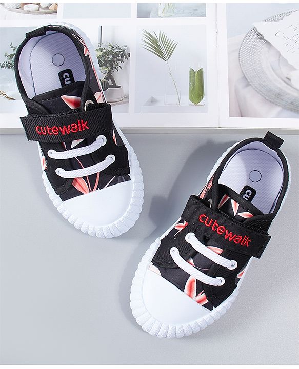 Cute Walk by Babyhug Casual Shoes - Black