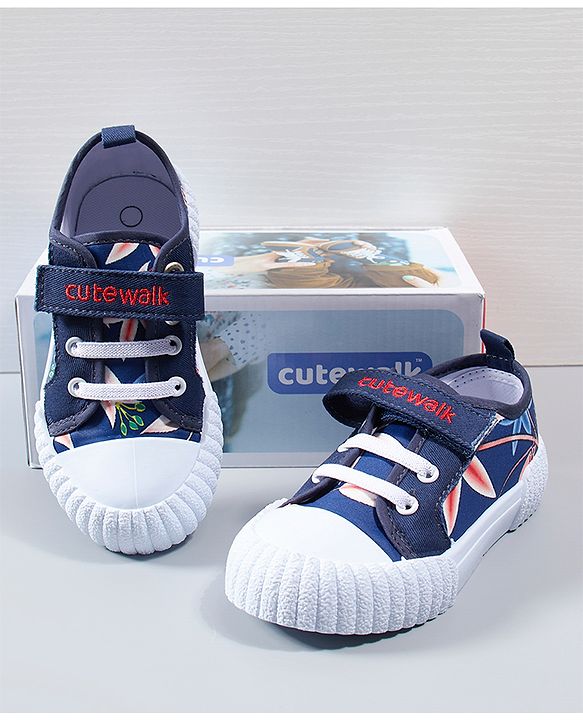 Cute Walk by Babyhug Casual Shoes - Black