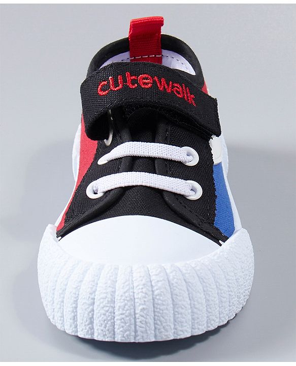 Cute Walk by Babyhug Casual Shoes - Black