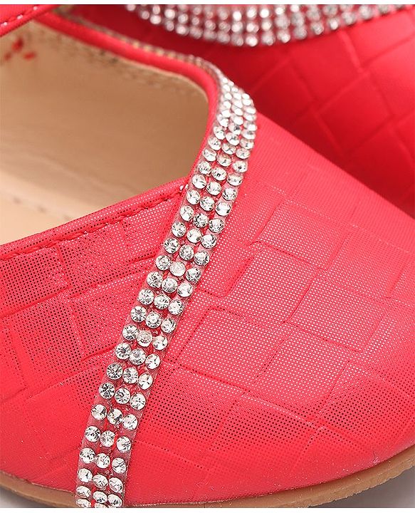 Cute Walk by Babyhug Sequin Embellished Belly Shoes - Red