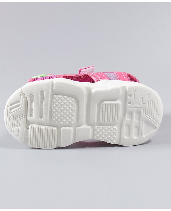 Cute Walk by Babyhug Casual Sandals Floral Patch - Fuschia