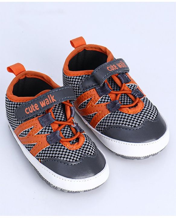 Cute Walk by Babyhug Booties - Orange Black