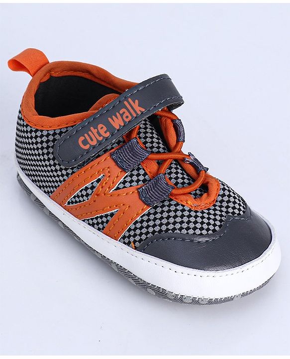 Cute Walk by Babyhug Booties - Orange Black