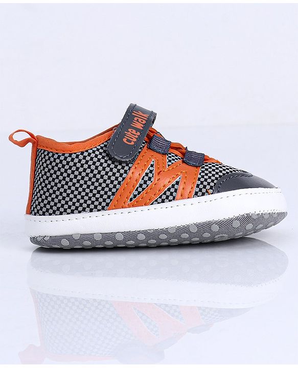 Cute Walk by Babyhug Booties - Orange Black