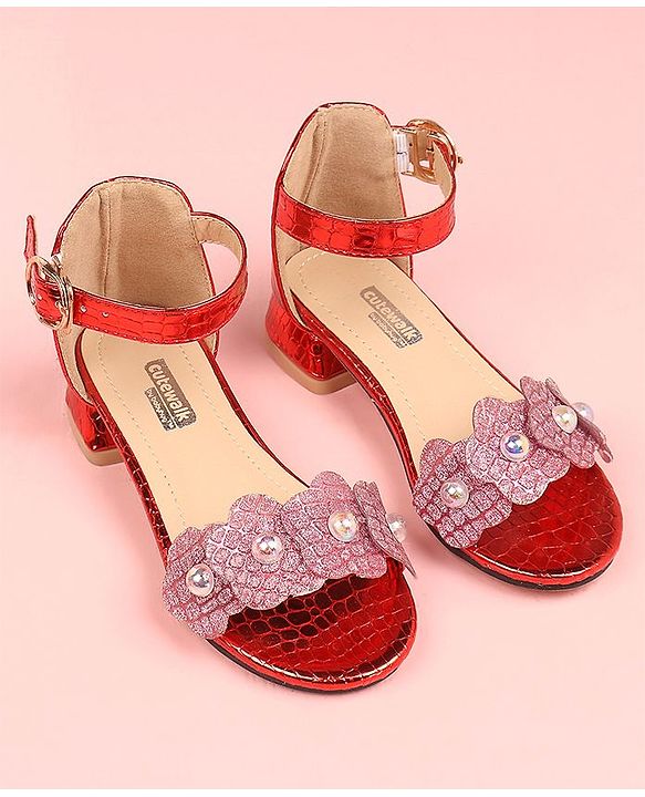 Cute Walk by Babyhug Sandals Floral Applique - Red