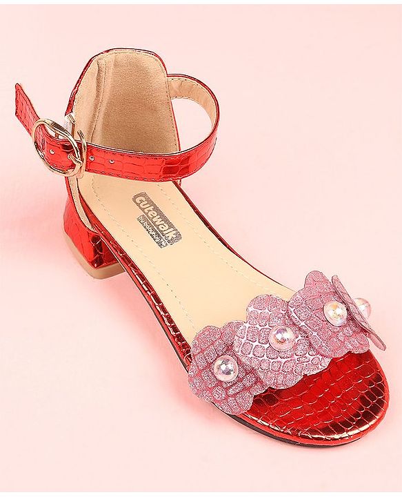 Cute Walk by Babyhug Sandals Floral Applique - Red