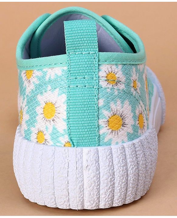 Cute Walk by Babyhug Casual Shoes - Sea Green