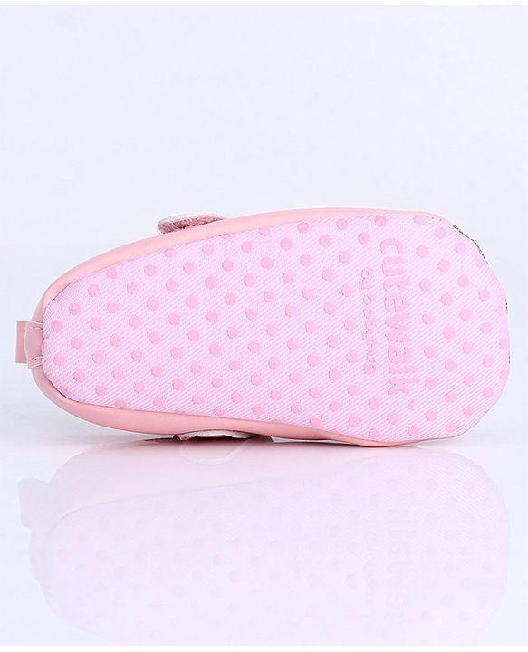 Cute Walk by Babyhug Booties Sequin Crown Patch - Pink