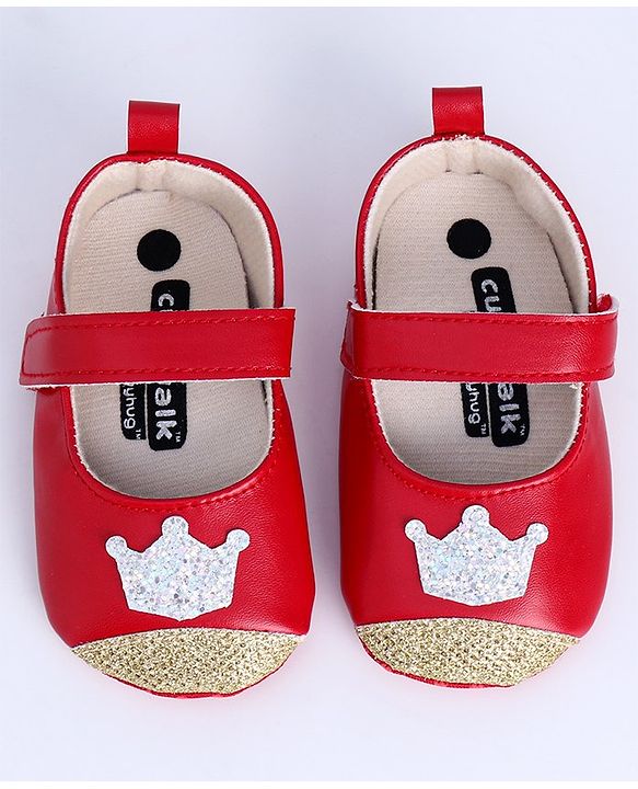 Cute Walk by Babyhug Booties Sequin Crown Patch - Red