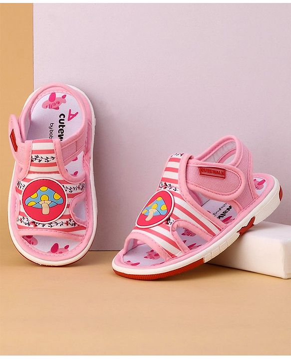 Cute Walk by Babyhug Sandals Mushroom Patch - Pink