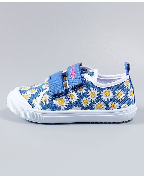 Cute Walk by Babyhug Casual Shoes - Blue