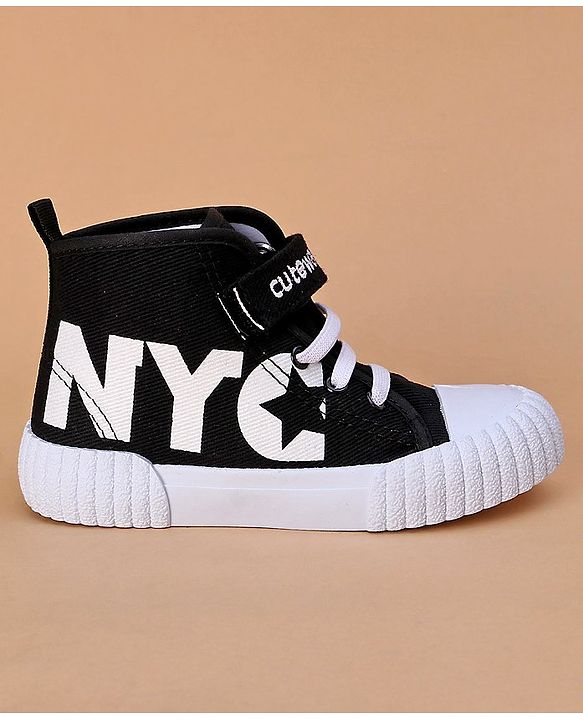 Cute Walk by Babyhug Casual Shoes - Black