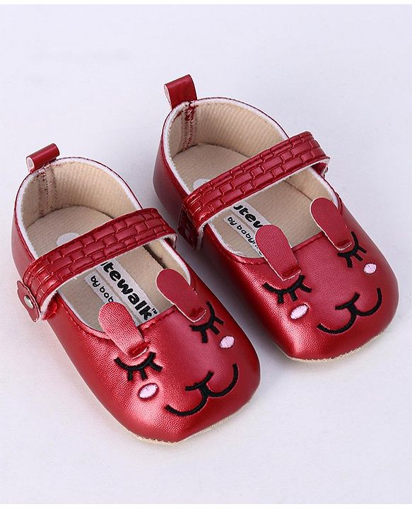 Cute Walk by Babyhug Booties - Maroon