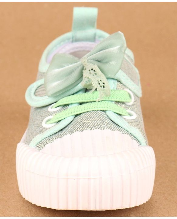 Cute Walk by Babyhug Casual Shoes Bow Applique - Green