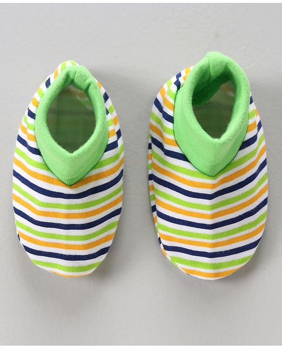 Babyhug 100% Cotton Cap Mittens And Booties Pack Of 3 - Green