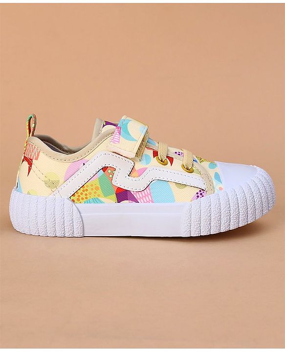 Cute Walk by Babyhug Casual Shoes - Yellow