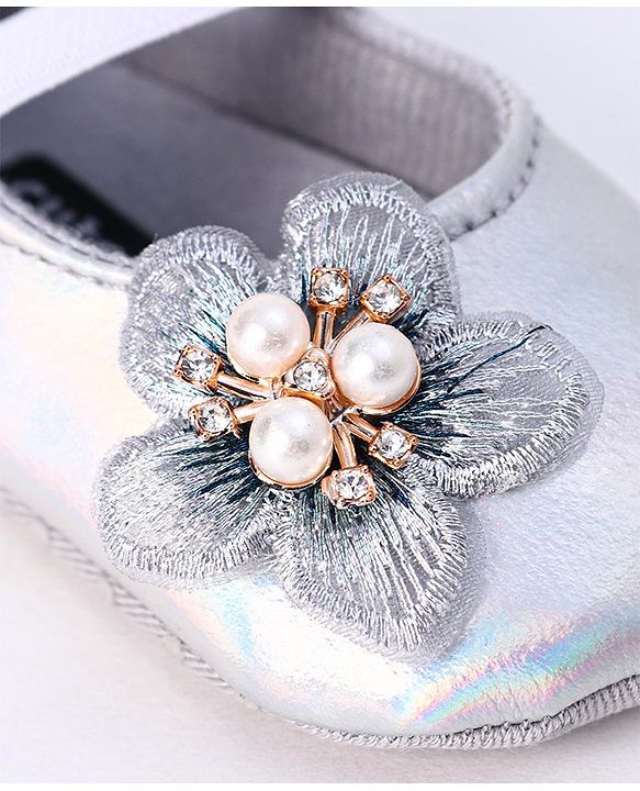 Cute Walk by Babyhug Party Wear Booties Floral Appliques - Silver