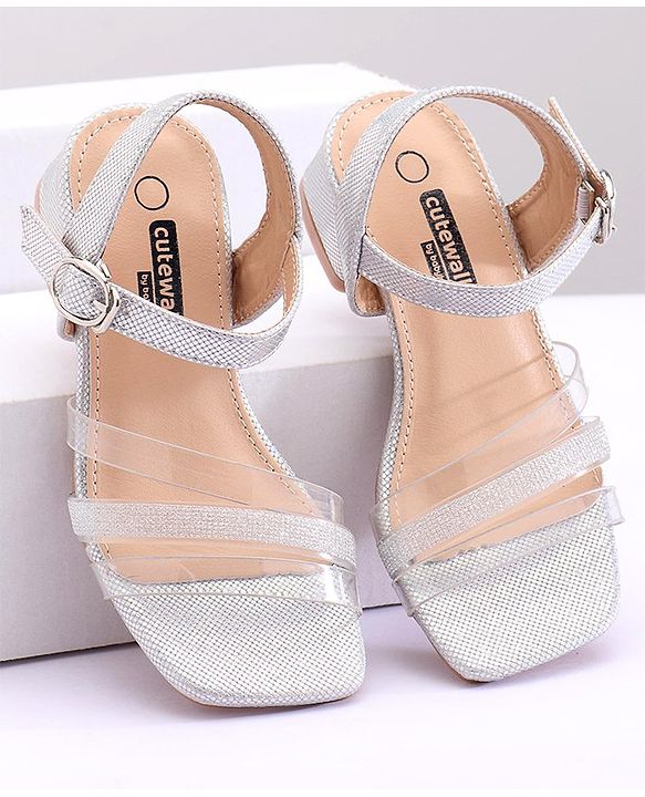 Cute Walk by Babyhug Shimmer Sandals - Silver - EU 27 Silver