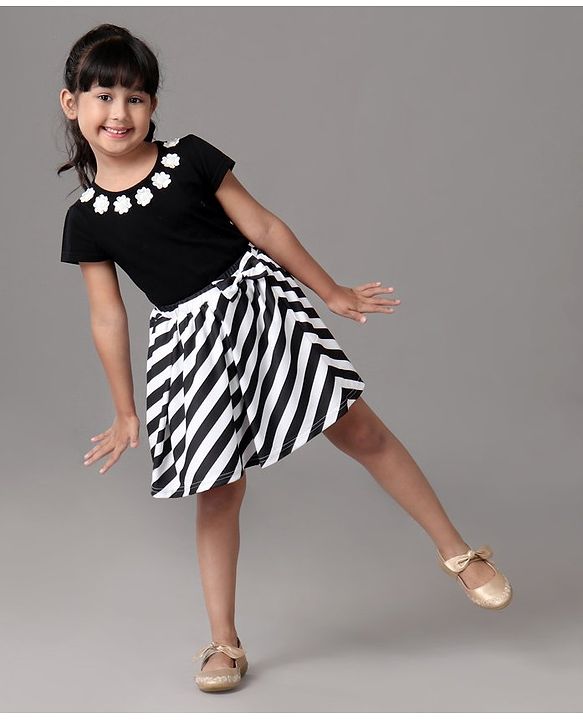 Babyhug Half Sleeves Party Frock With Bow Applique - Black