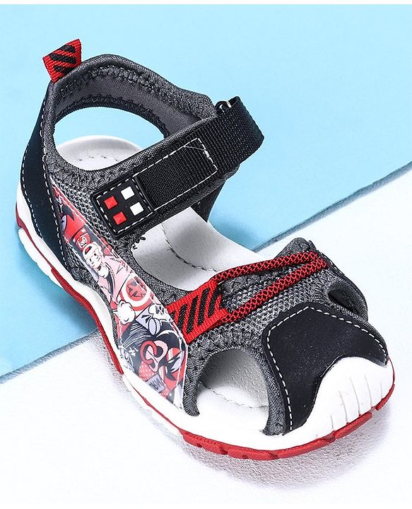 Cute Walk by Babyhug Sandals - Black Red