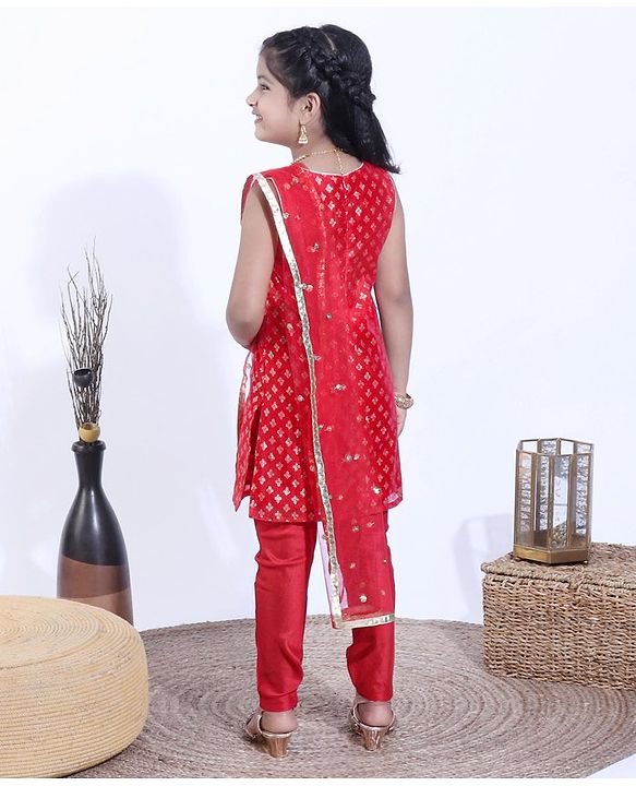 Babyhug Sleeveless Kurti & Churidaar With Dupatta Floral Embroidery - Red