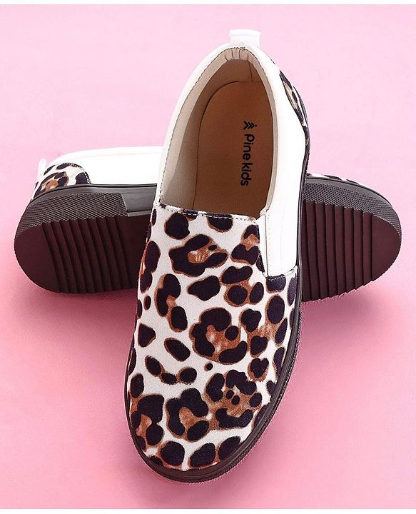 Pine Kids Casual Shoes - White Brown