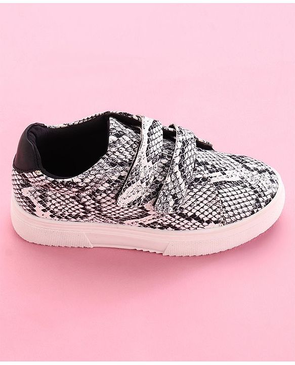 Pine Kids Casual Shoes Animal Print - White Black