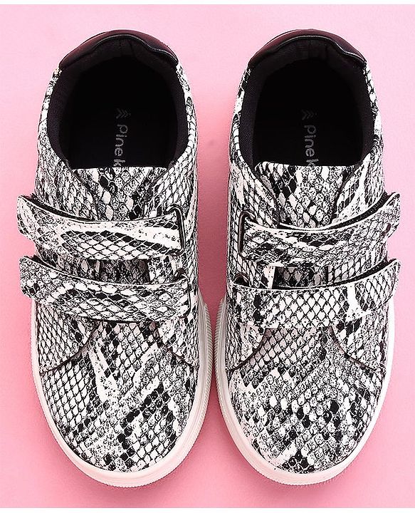 Pine Kids Casual Shoes Animal Print - White Black