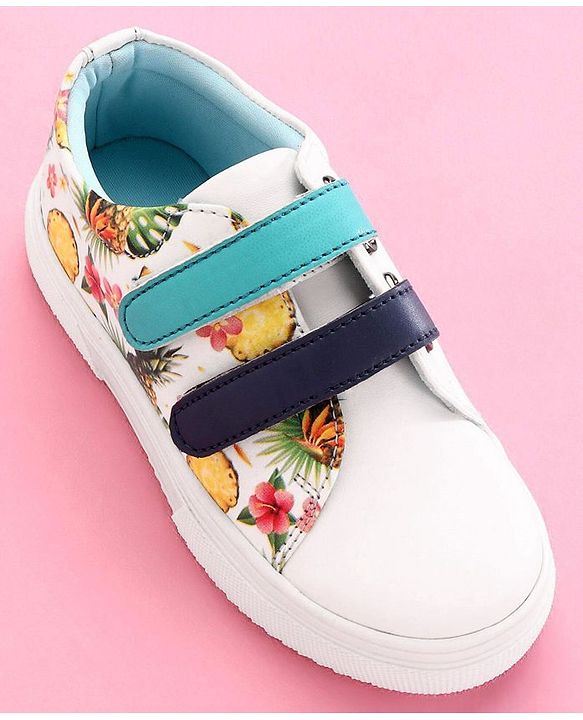 Pine Kids Casual Shoes Floral Print - White