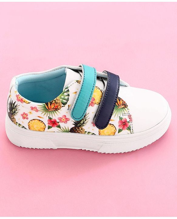 Pine Kids Casual Shoes Floral Print - White