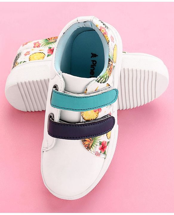Pine Kids Casual Shoes Floral Print - White