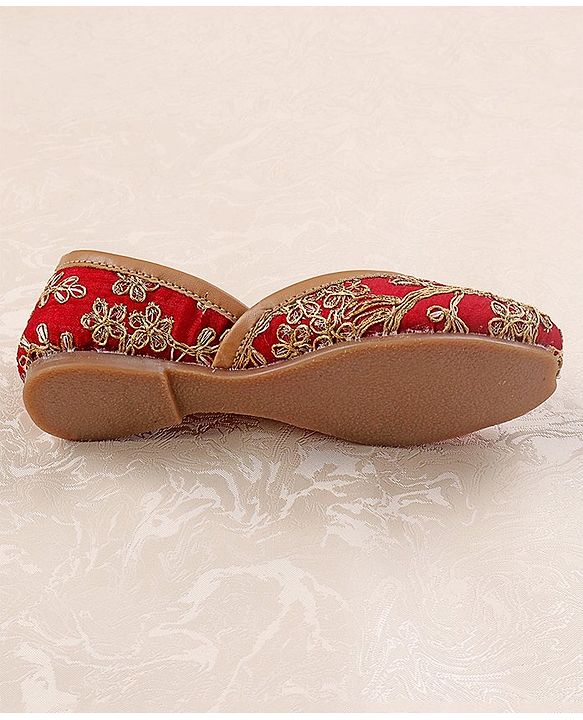 Pine Kids Ethnic Wear Mojaris - Maroon