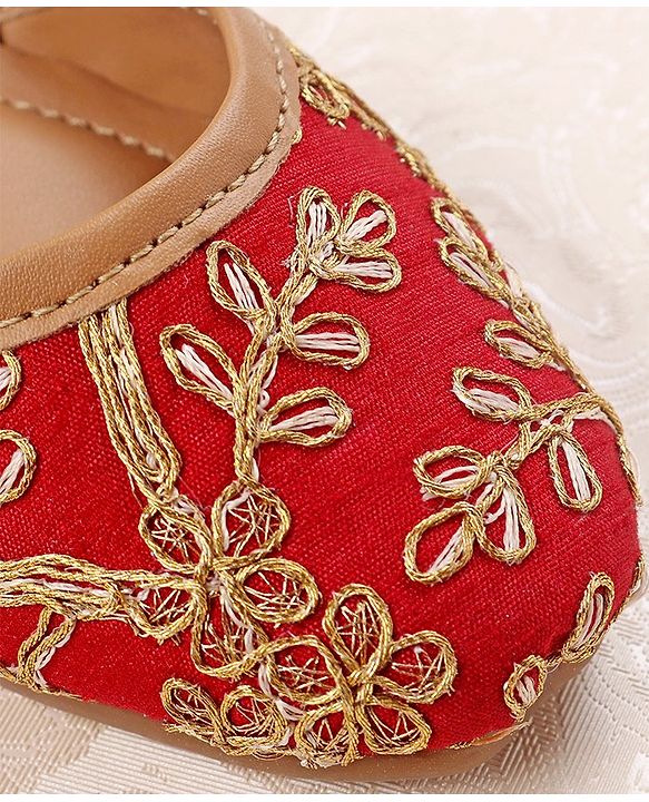 Pine Kids Ethnic Wear Mojaris - Maroon