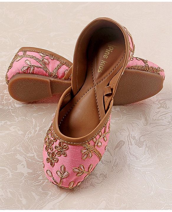 Pine Kids Ethnic Wear Mojaris - Pink