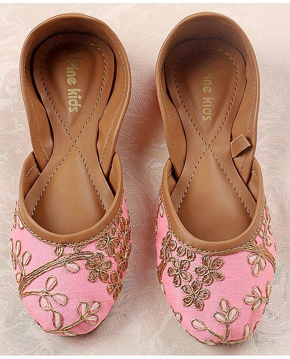 Pine Kids Ethnic Wear Mojaris - Pink