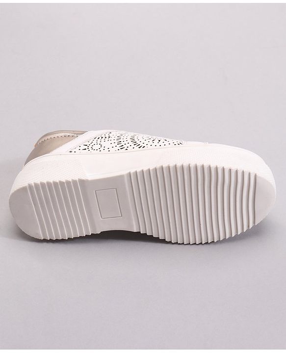 Pine Kids Casual Shoes - White