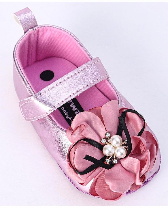 Cute Walk by Babyhug Party Wear Booties Flower Applique - Purple
