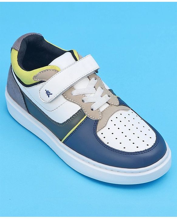Pine Kids Slip On Casual Shoes Color Block - White