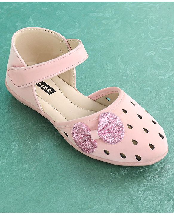 Pine Kids Party Wear Belly Shoes Bow Appliques - Pink