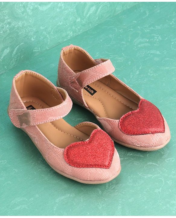 Pine Kids Belly Shoes Heart Applique - Peach