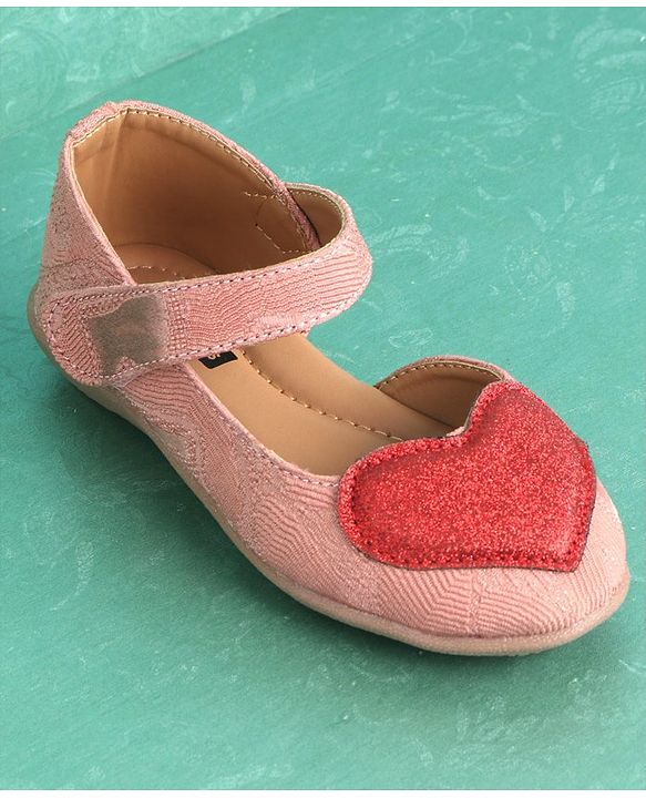 Pine Kids Belly Shoes Heart Applique - Peach
