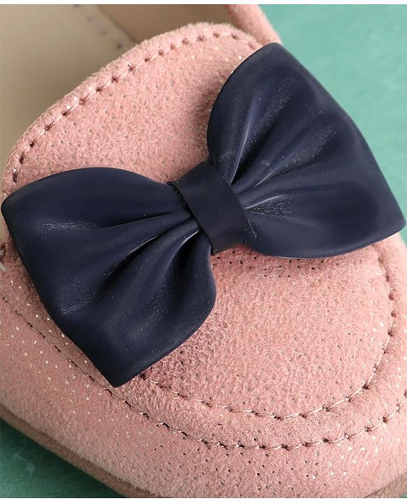 Pine Kids Bellies & Peep Toes Bow Applique - Pink